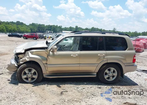 2005 Toyota Land Cruiser V8 from USA, damaged, VIN JTEHT05J052076580